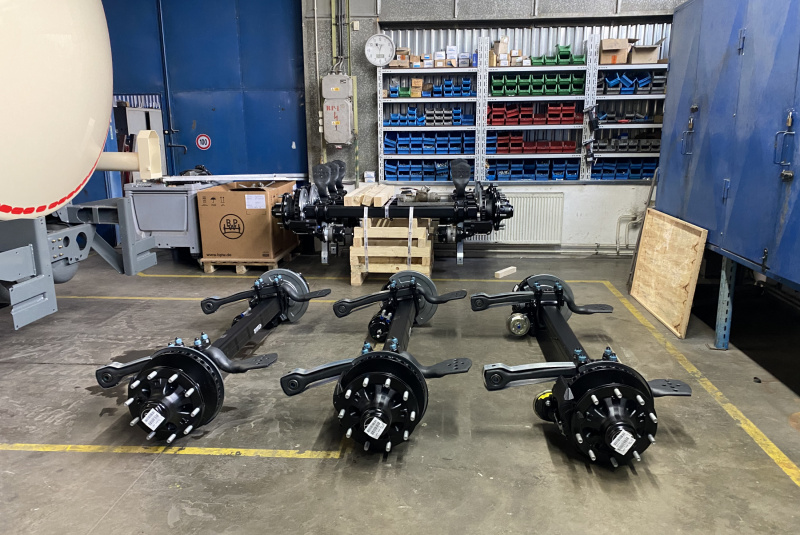 Servis / Oprava cisternových nadstavieb - foto Servis / Oprava cisternových nadstavieb - foto