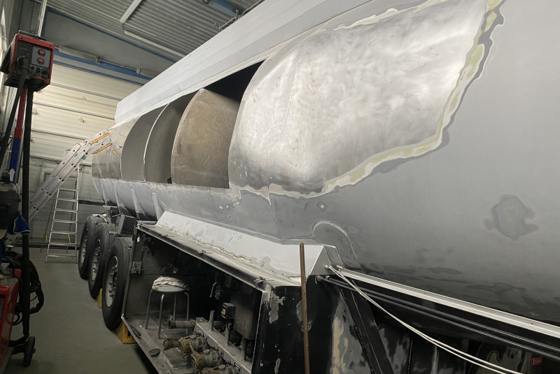 Servis / Oprava cisternových nadstavieb - foto Servis / Oprava cisternových nadstavieb - foto